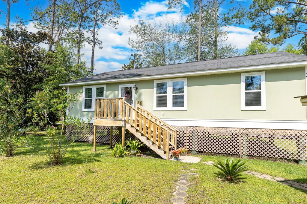 5 of 28 - 40 S 4th Street, Santa Rosa Beach, FL