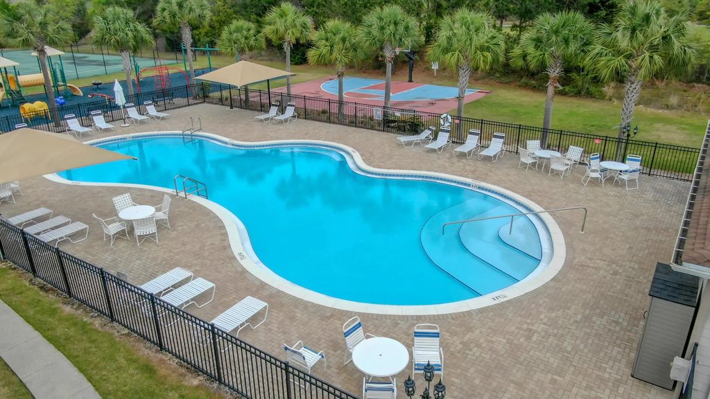 61 of 63 - 440 Gentle Wind Court, Freeport, FL