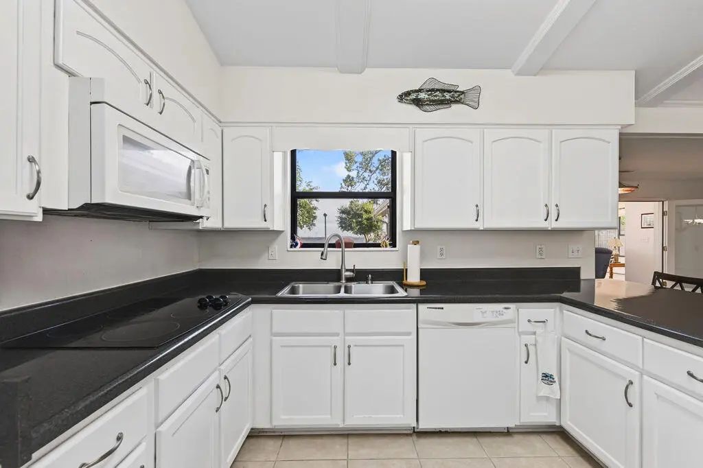 18 of 62 - 4658 W County Highway 83a, Freeport, FL