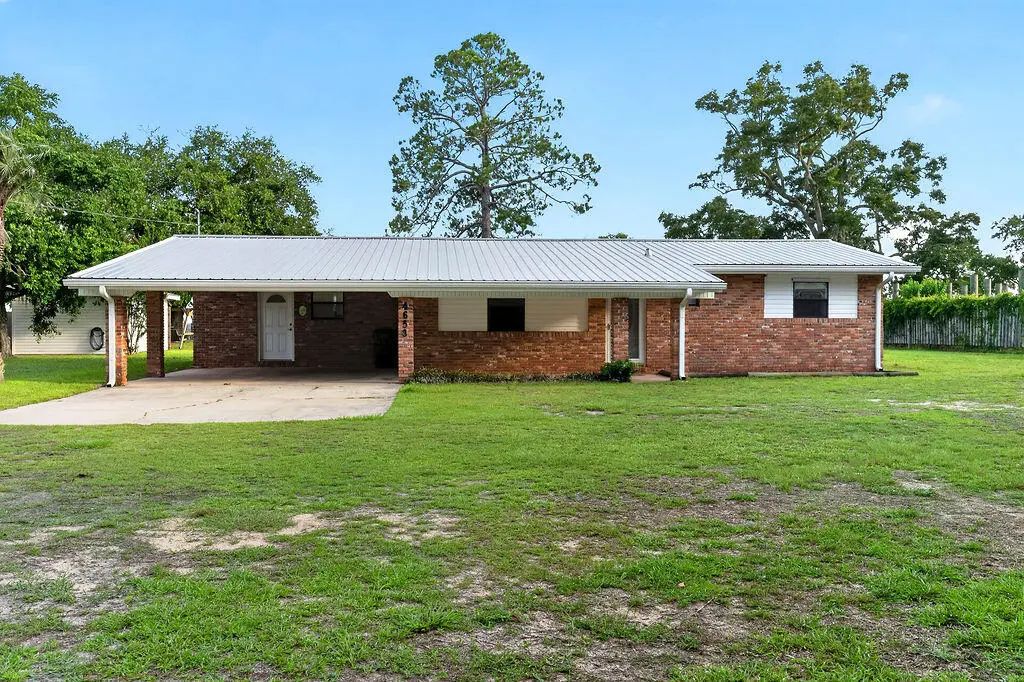 33 of 62 - 4658 W County Highway 83a, Freeport, FL