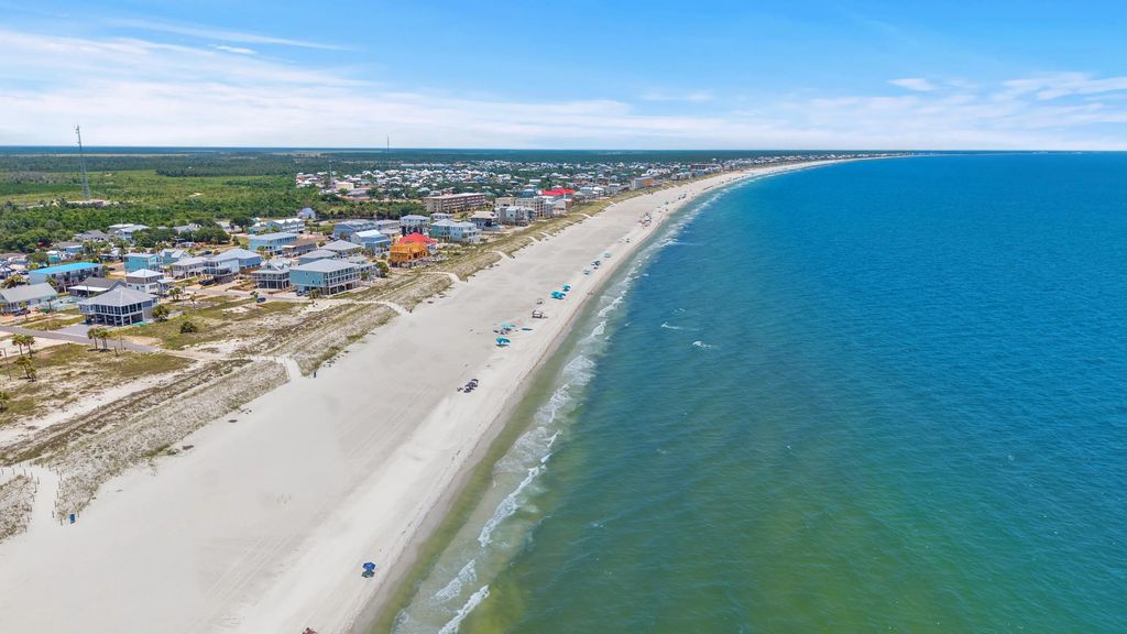 10 of 13 - 106 N 32nd Street, Mexico Beach, FL