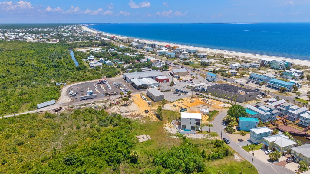 4 of 13 - 106 N 32nd Street, Mexico Beach, FL