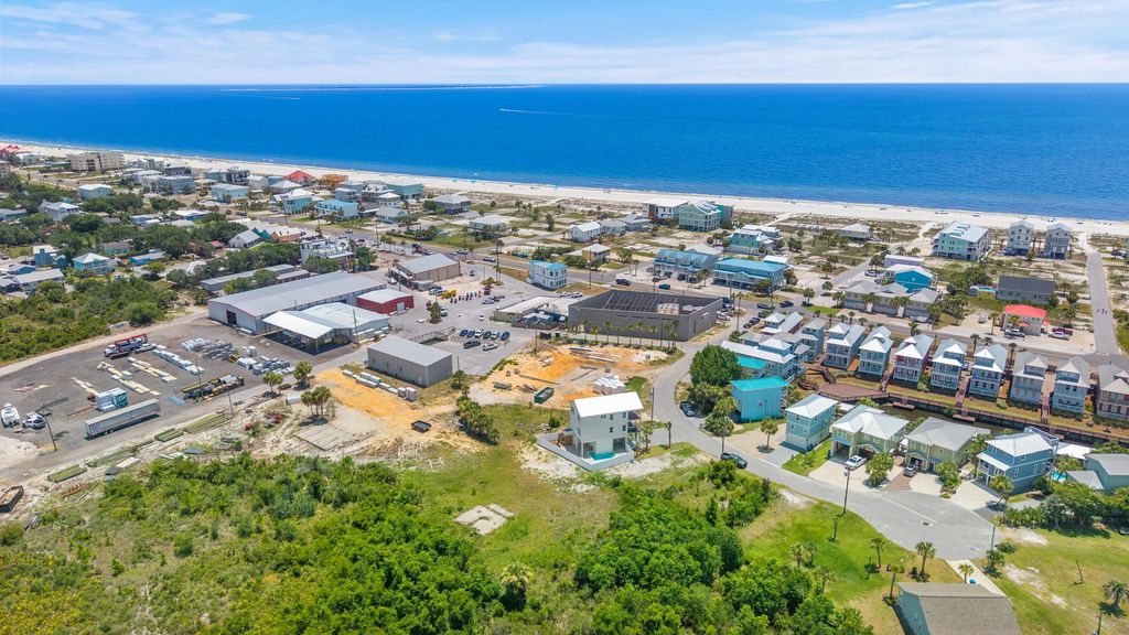 5 of 13 - 106 N 32nd Street, Mexico Beach, FL