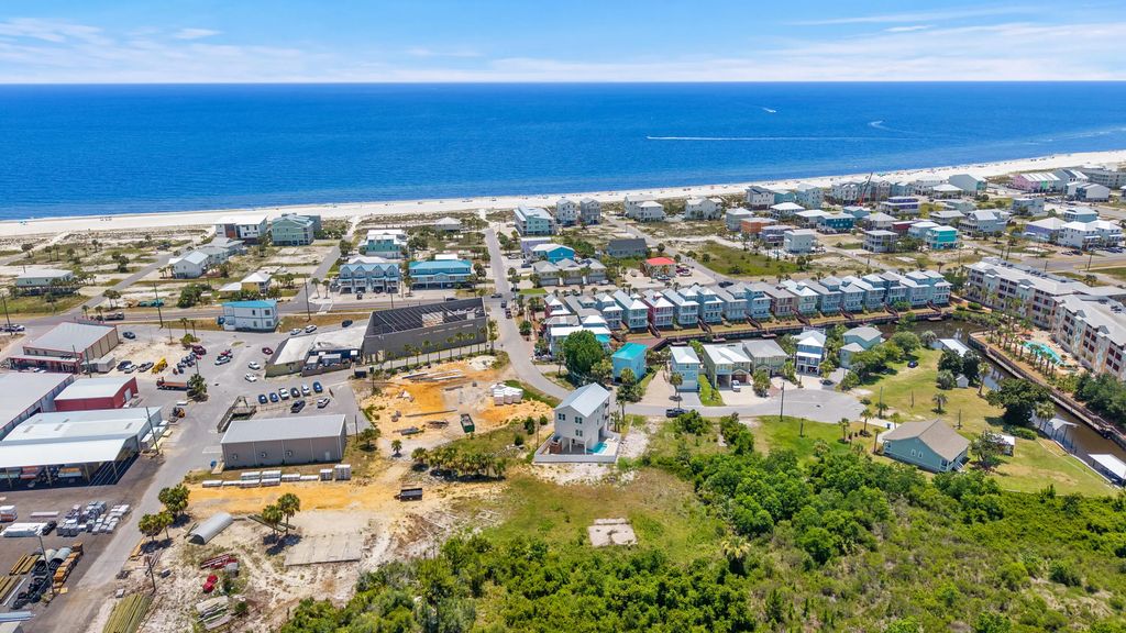 7 of 13 - 106 N 32nd Street, Mexico Beach, FL