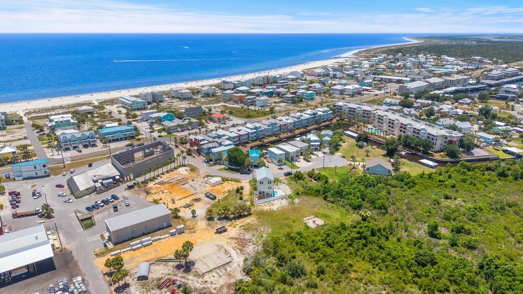 8 of 13 - 106 N 32nd Street, Mexico Beach, FL