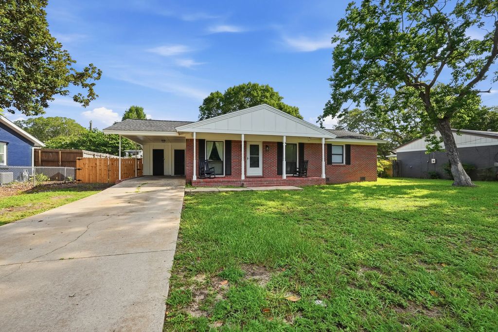 113 Boyce Drive, Shalimar