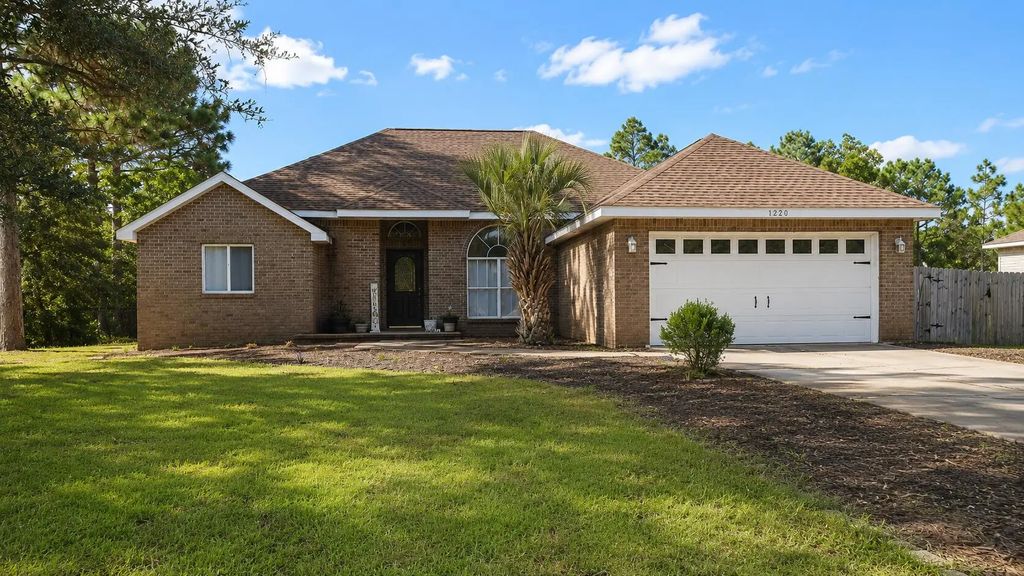 7220 Frankfort Street, Navarre