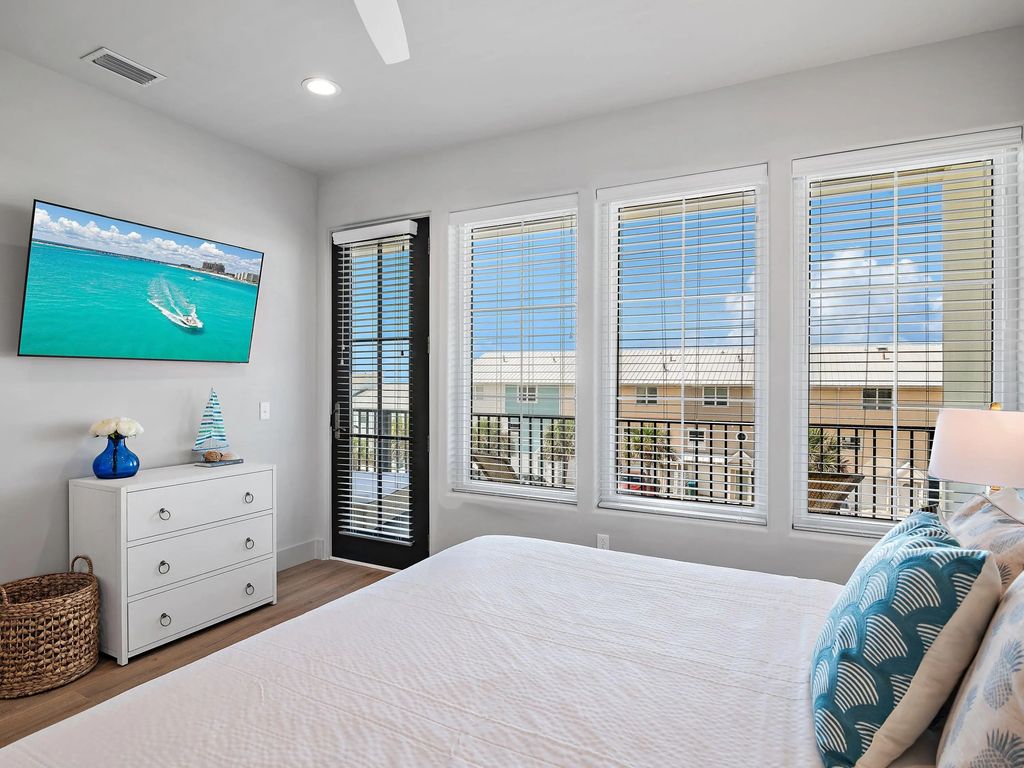 17 of 32 - 101 Deluna Place Unit B, Panama City Beach, FL