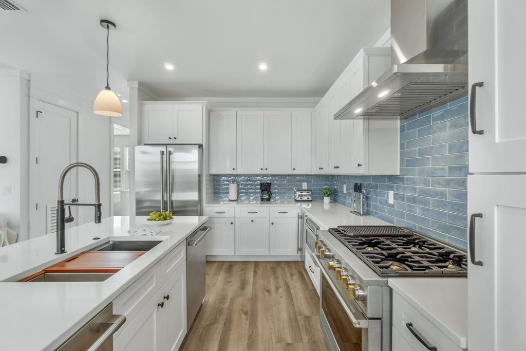 20 of 57 - 20 N Payne Street, Miramar Beach, FL