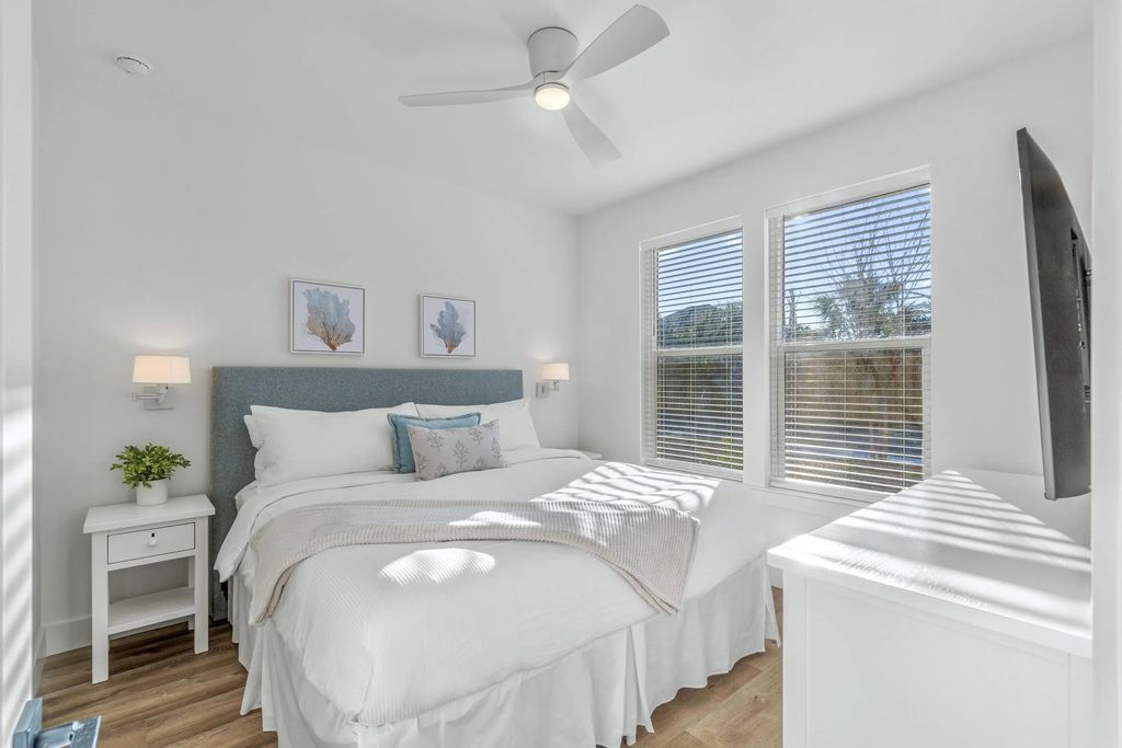 25 of 57 - 20 N Payne Street, Miramar Beach, FL