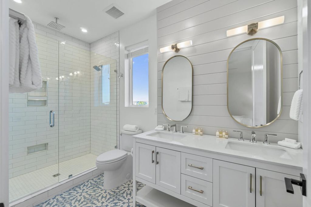 51 of 57 - 20 N Payne Street, Miramar Beach, FL