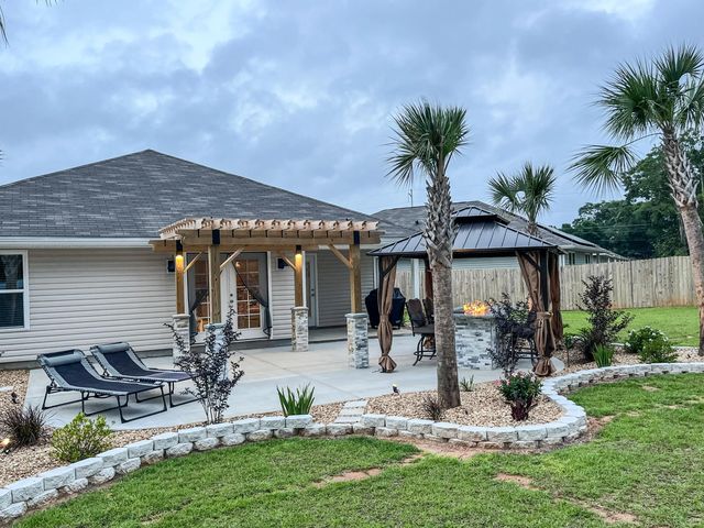 Photo of Listing #1007572