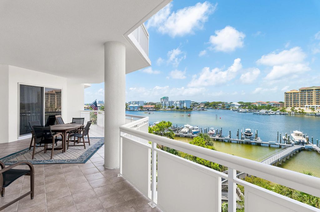 12 of 56 - 725 Gulf Shore Drive 303a, Destin, FL