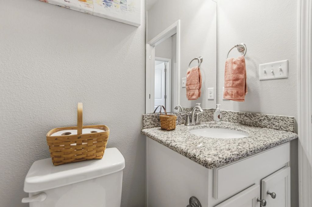 27 of 72 - 35 Freshfield Way, Freeport, FL
