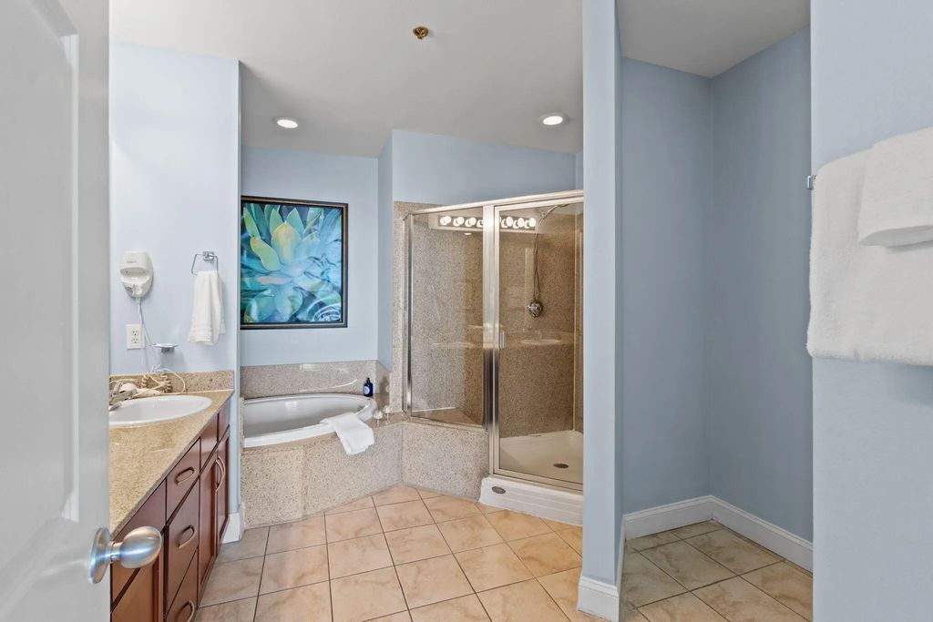 23 of 43 - 9860 S Thomas Drive Unit 2111, Panama City Beach, FL