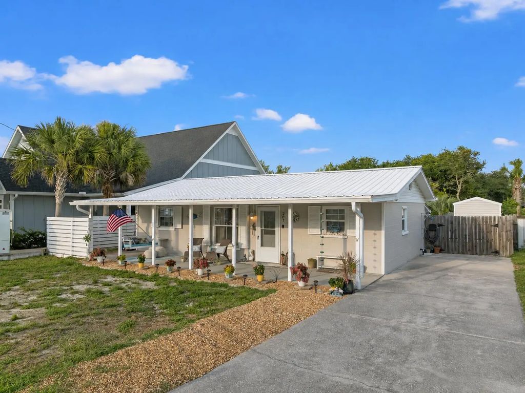2 of 34 - 207 S Wells Street, Panama City Beach, FL
