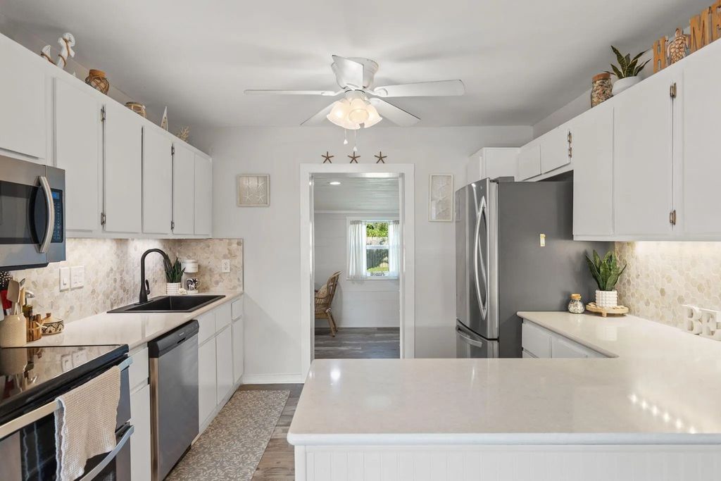 21 of 34 - 207 S Wells Street, Panama City Beach, FL