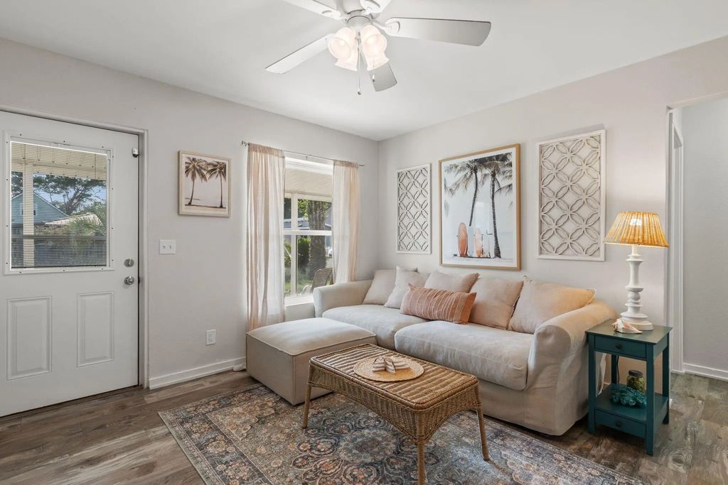 9 of 34 - 207 S Wells Street, Panama City Beach, FL