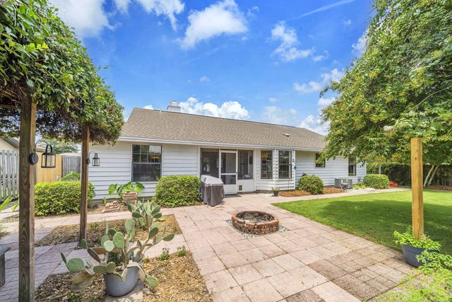 325 Primrose Place, Destin