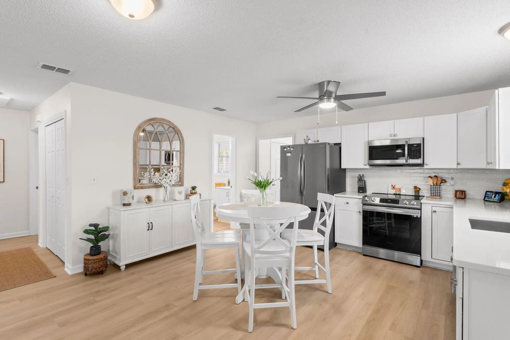 17 of 54 - 619 W Gulf Boulevard, Panama City Beach, FL