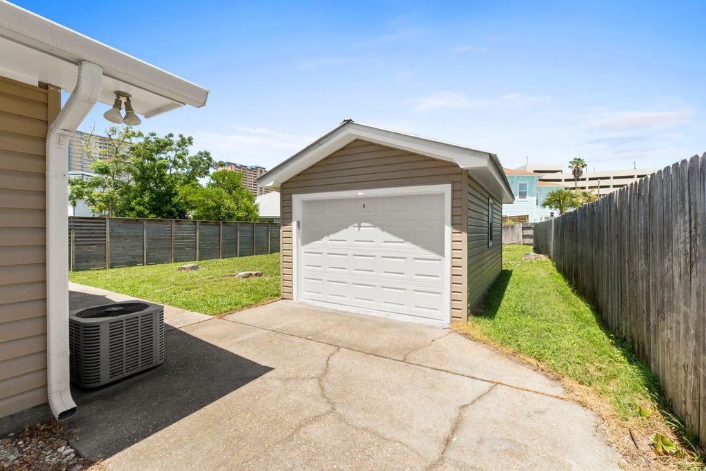 38 of 54 - 619 W Gulf Boulevard, Panama City Beach, FL