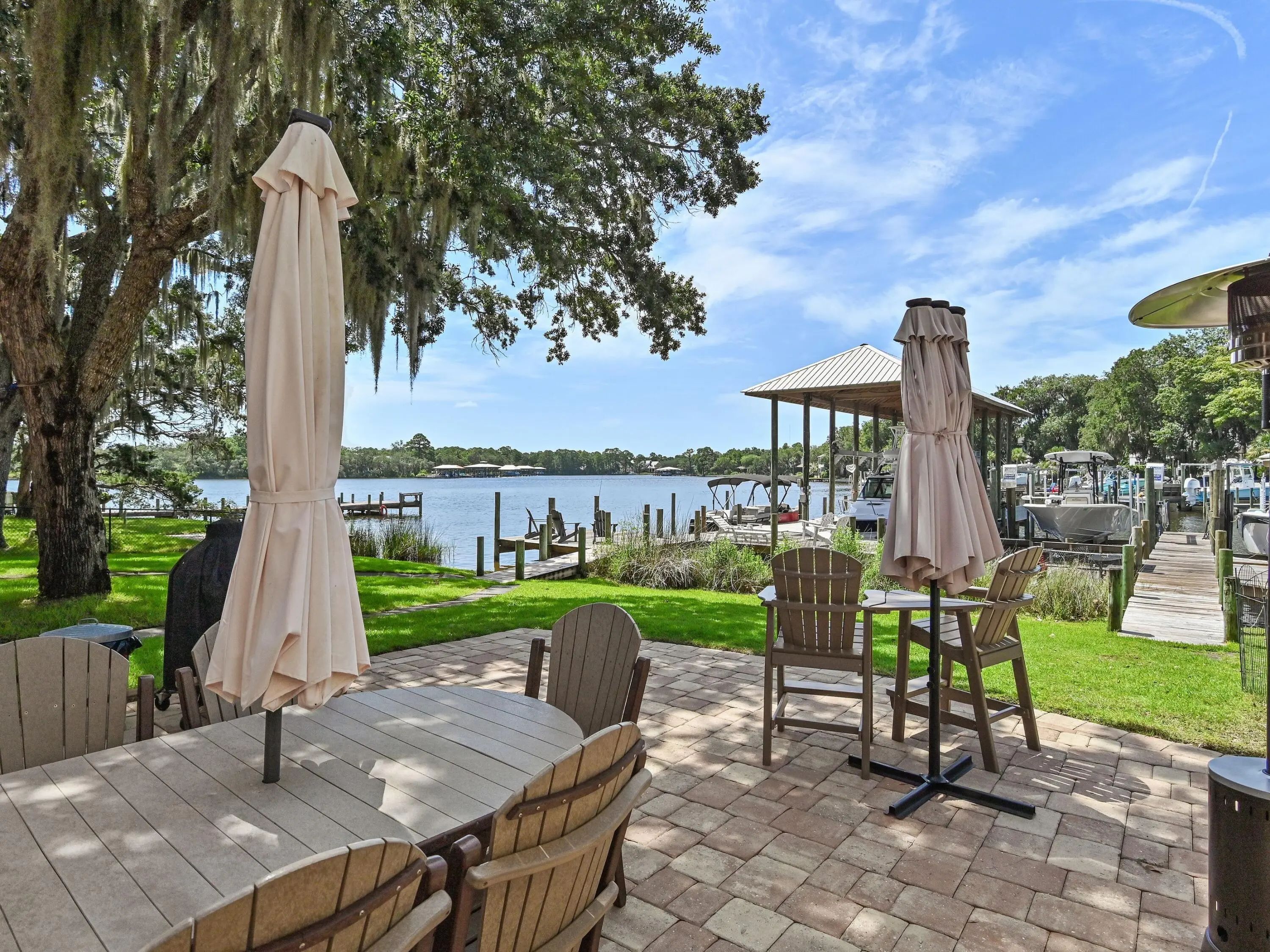 Photo of Listing #1008115