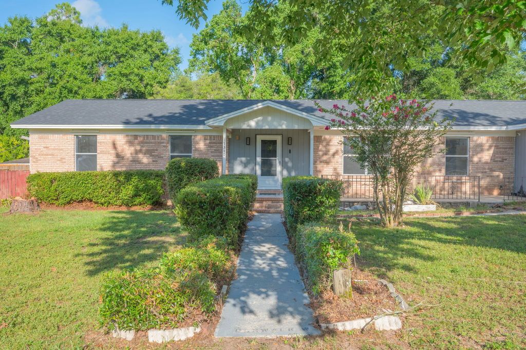 5340 Monterrey Road, Crestview