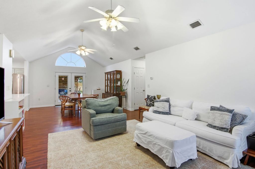 3 of 33 - 113 Cape Circle, Panama City Beach, FL