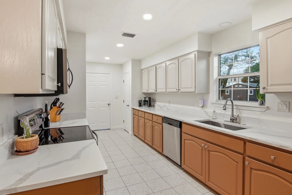 7 of 33 - 113 Cape Circle, Panama City Beach, FL