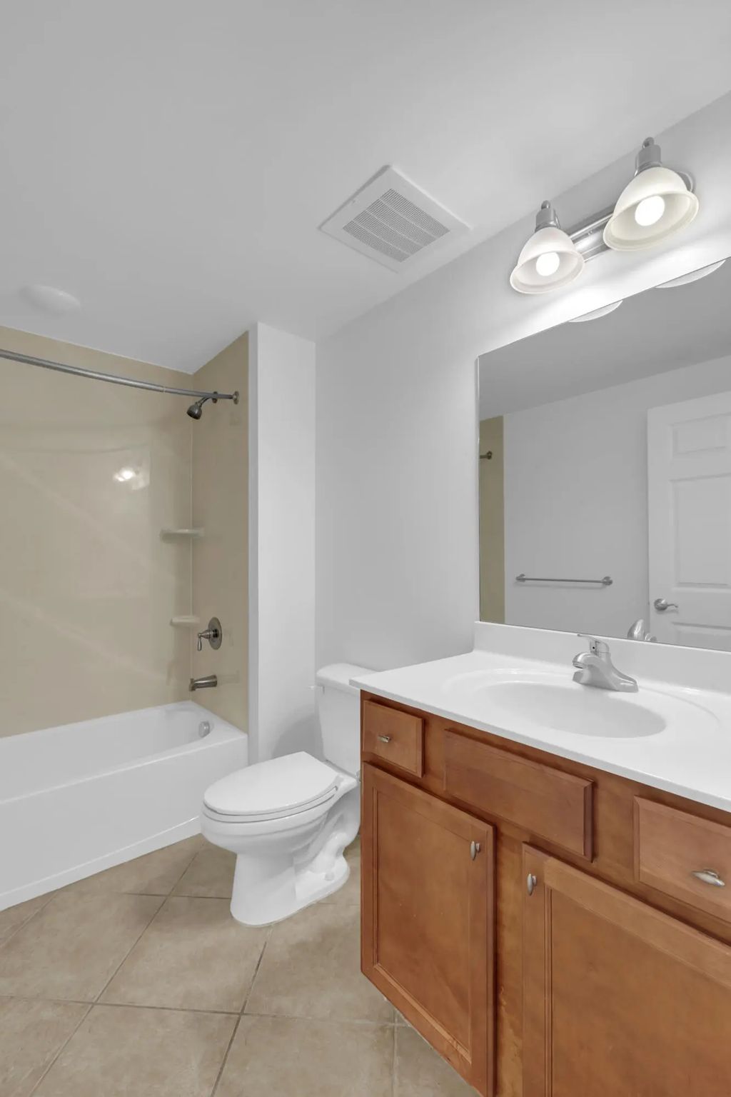 17 of 62 - 2400 Grandiflora Boulevard E404, Panama City Beach, FL