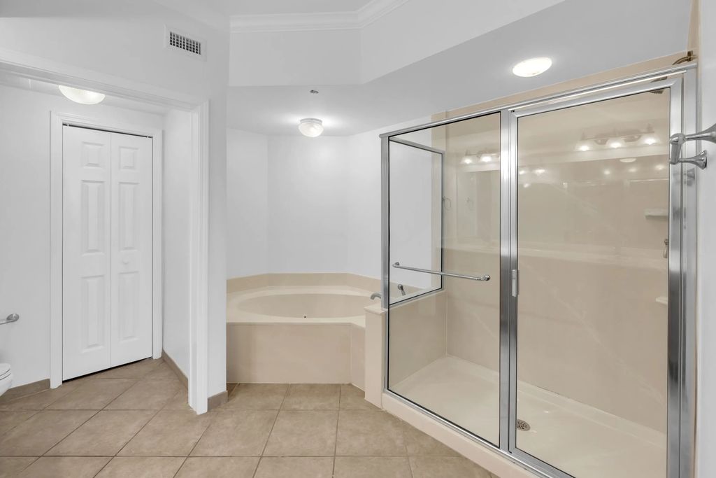 29 of 62 - 2400 Grandiflora Boulevard E404, Panama City Beach, FL