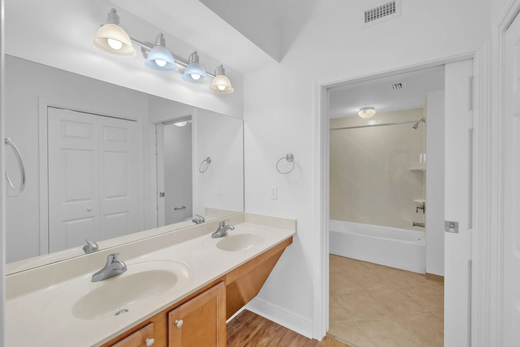 9 of 62 - 2400 Grandiflora Boulevard E404, Panama City Beach, FL