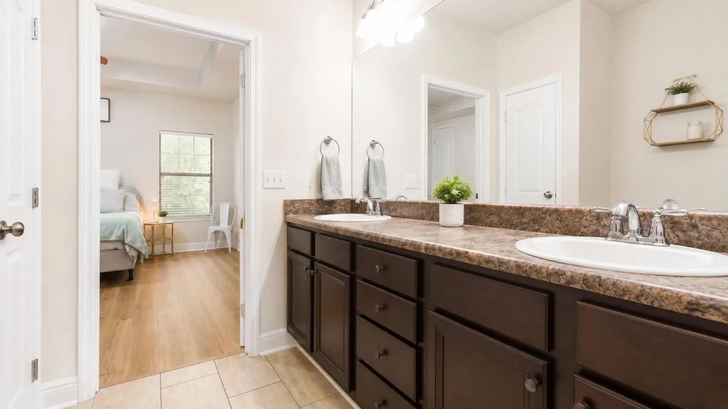 11 of 18 - 446 Mango Lane, Freeport, FL