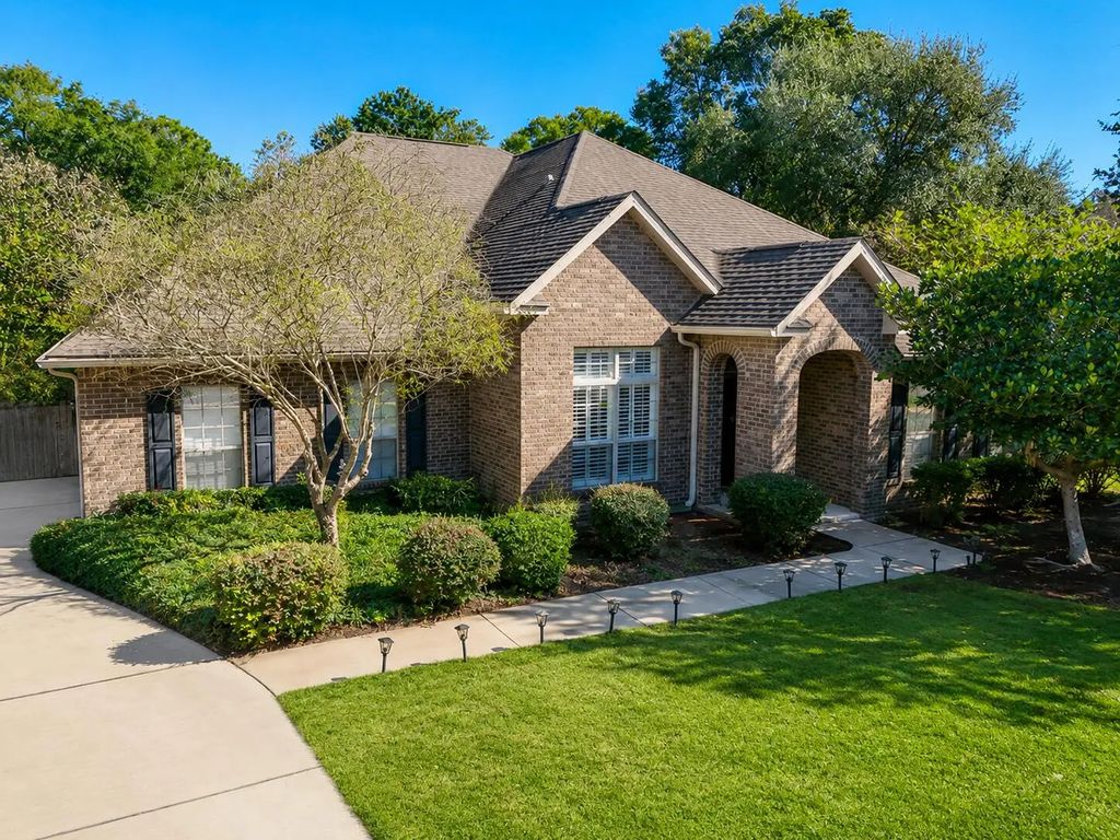 18 of 18 - 446 Mango Lane, Freeport, FL