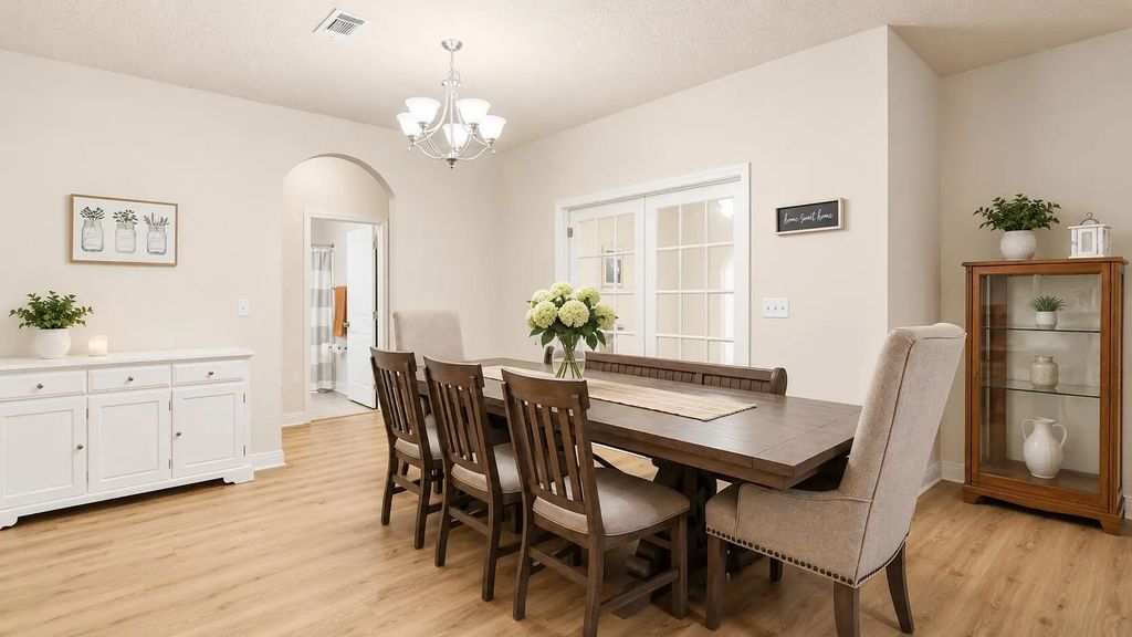 6 of 18 - 446 Mango Lane, Freeport, FL