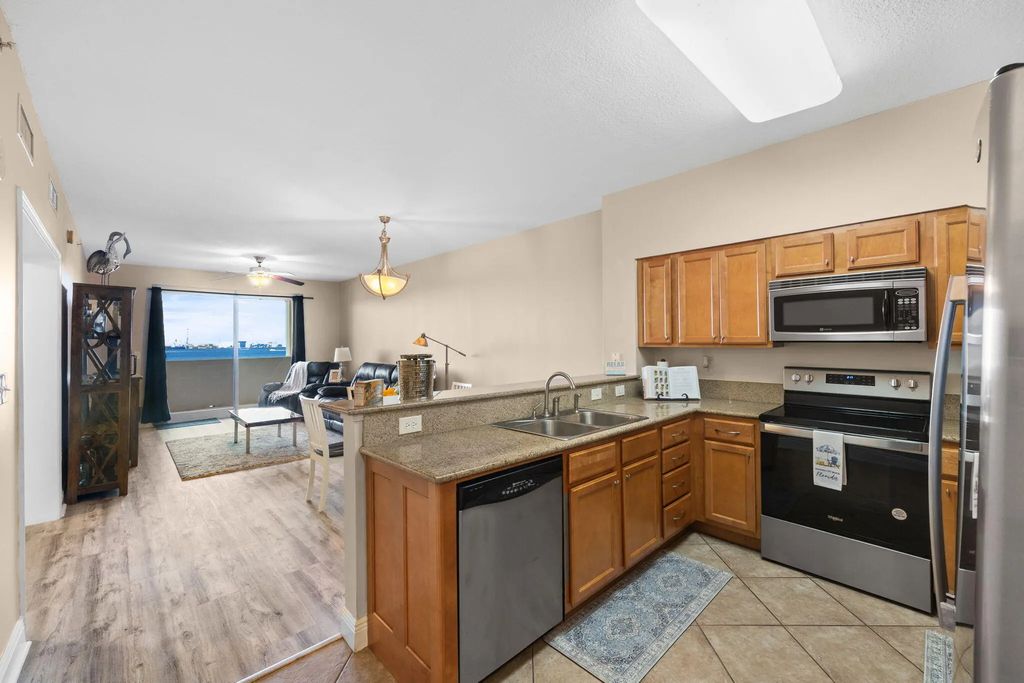 6 of 52 - 2400 Grandiflora Boulevard Unit E407, Panama City Beach, FL
