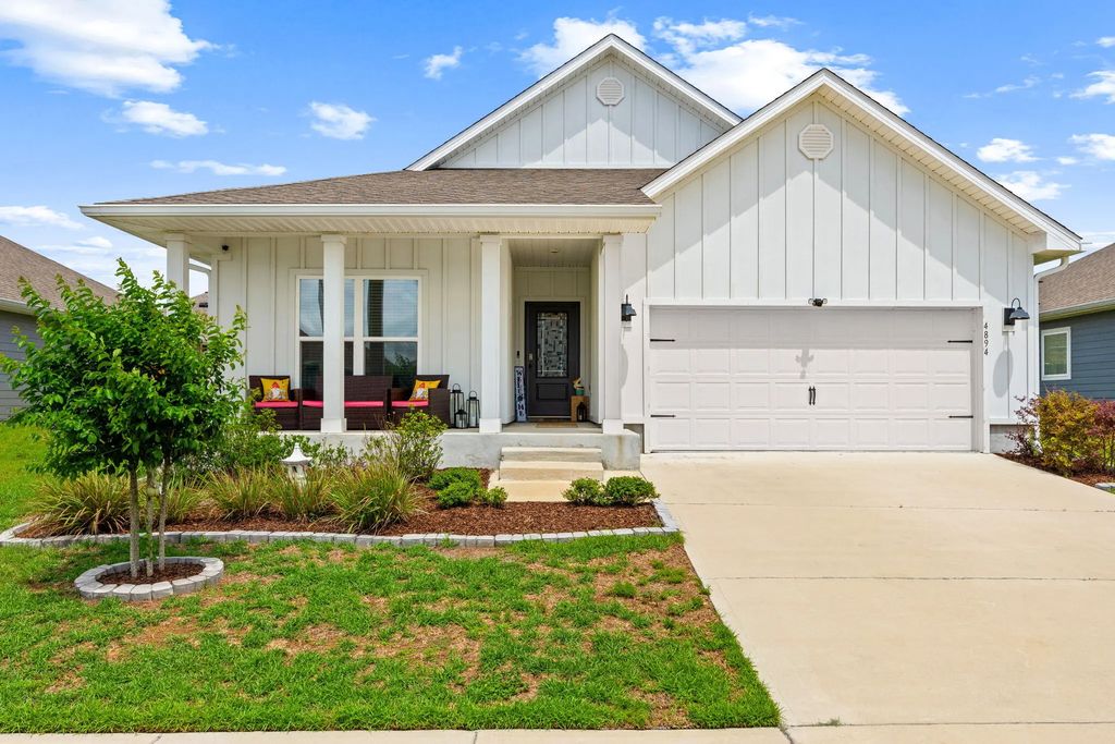 4894 Sweetspire Drive, Panama City