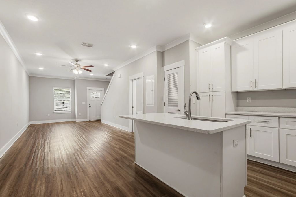 18 of 50 - 352 N Sand Palm Road Vista Unit, Freeport, FL