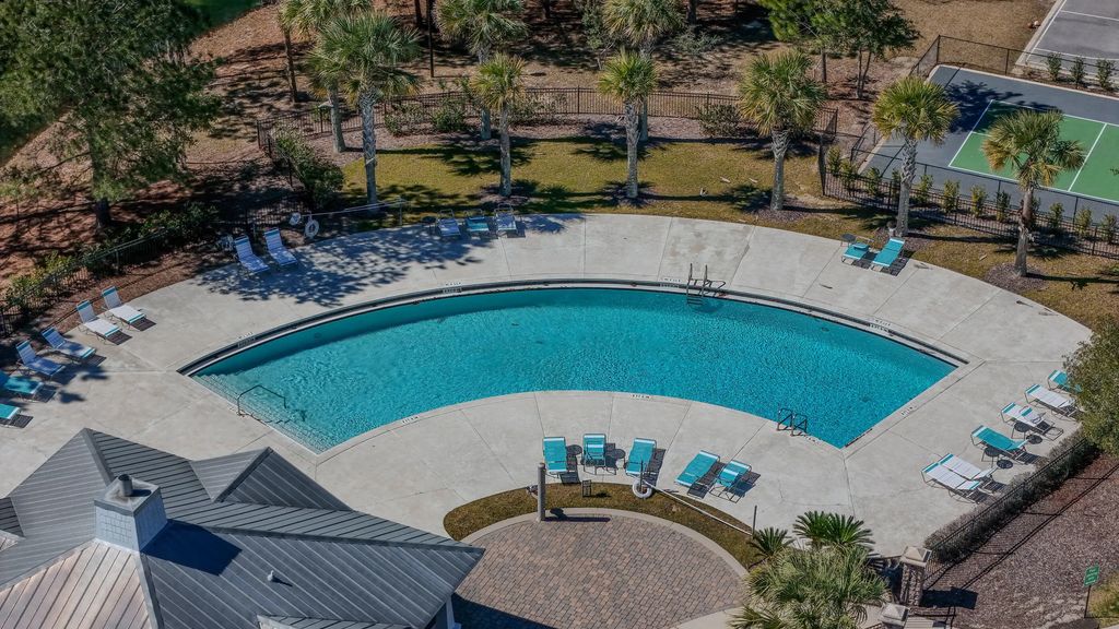 46 of 50 - 352 N Sand Palm Road Vista Unit, Freeport, FL
