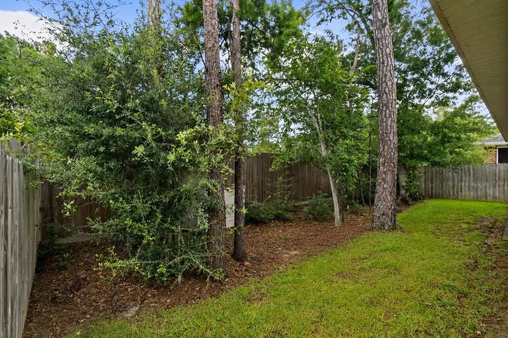 40 of 41 - 219 Beaver Trail Drive Lot 19, Freeport, FL
