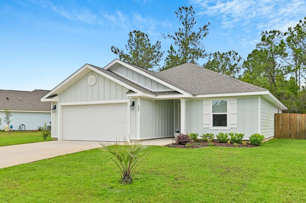 228 Sweet Blossom, Freeport