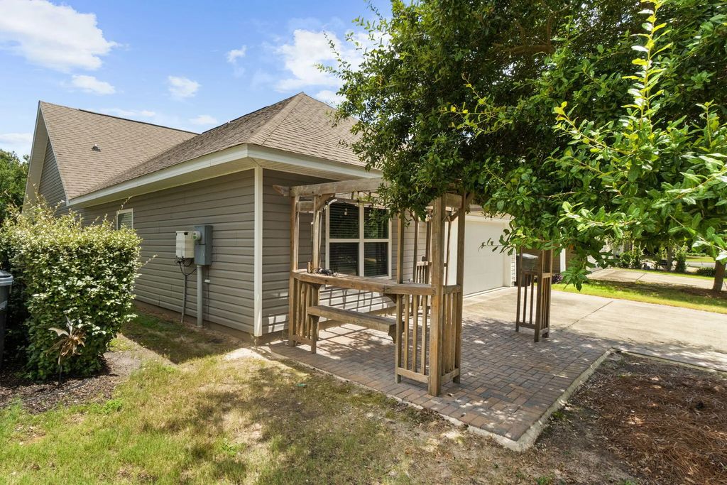 43 of 54 - 262 Nelly Street, Freeport, FL