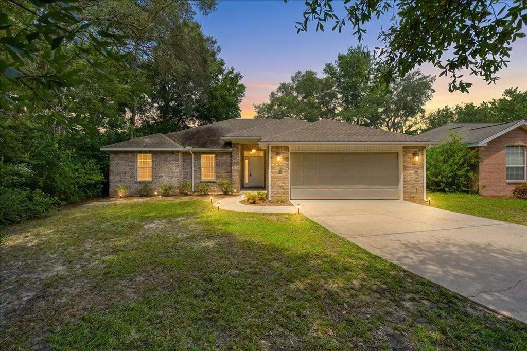 105 Underwood Lane, Niceville