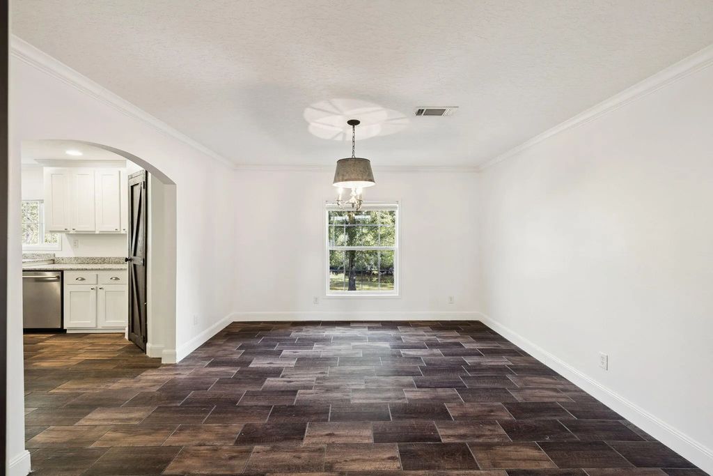 11 of 32 - 748 Phillips Drive, Freeport, FL