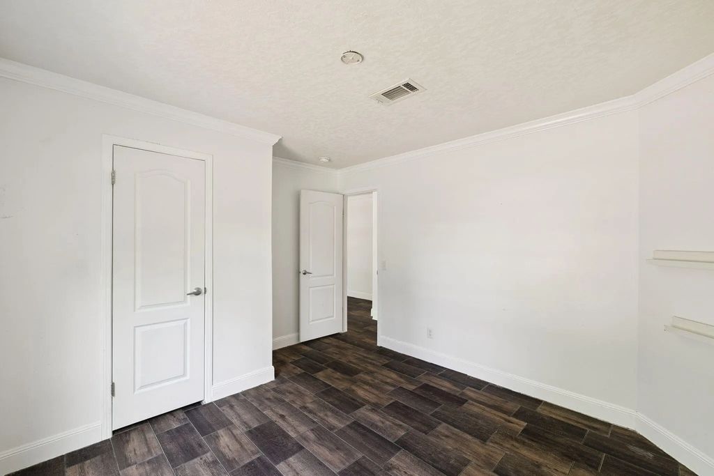 20 of 32 - 748 Phillips Drive, Freeport, FL