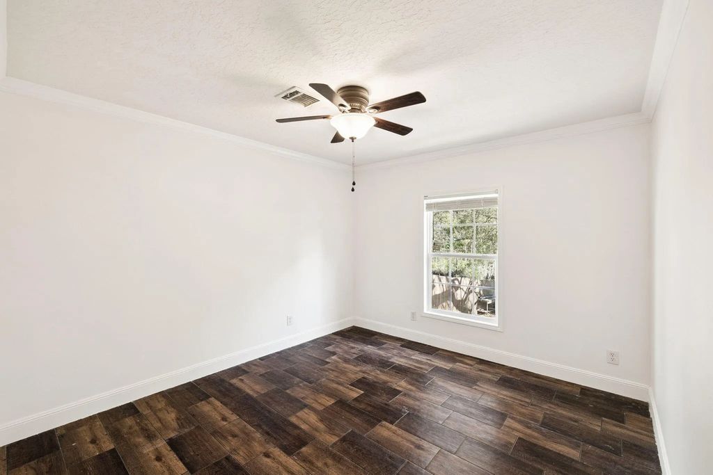 24 of 32 - 748 Phillips Drive, Freeport, FL