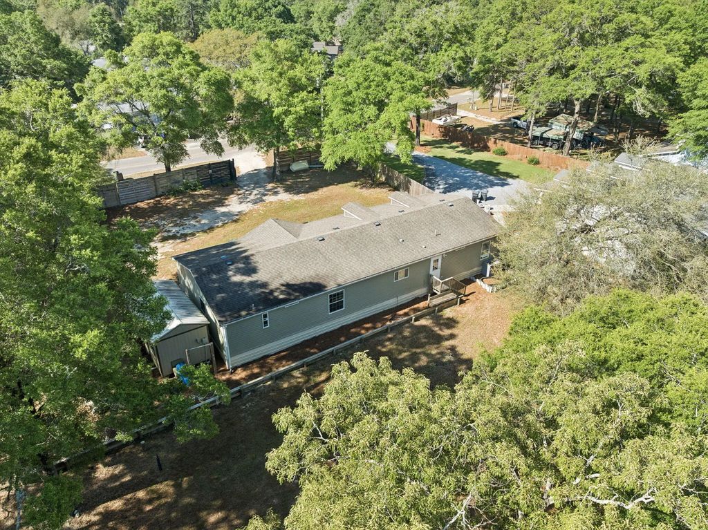 28 of 32 - 748 Phillips Drive, Freeport, FL