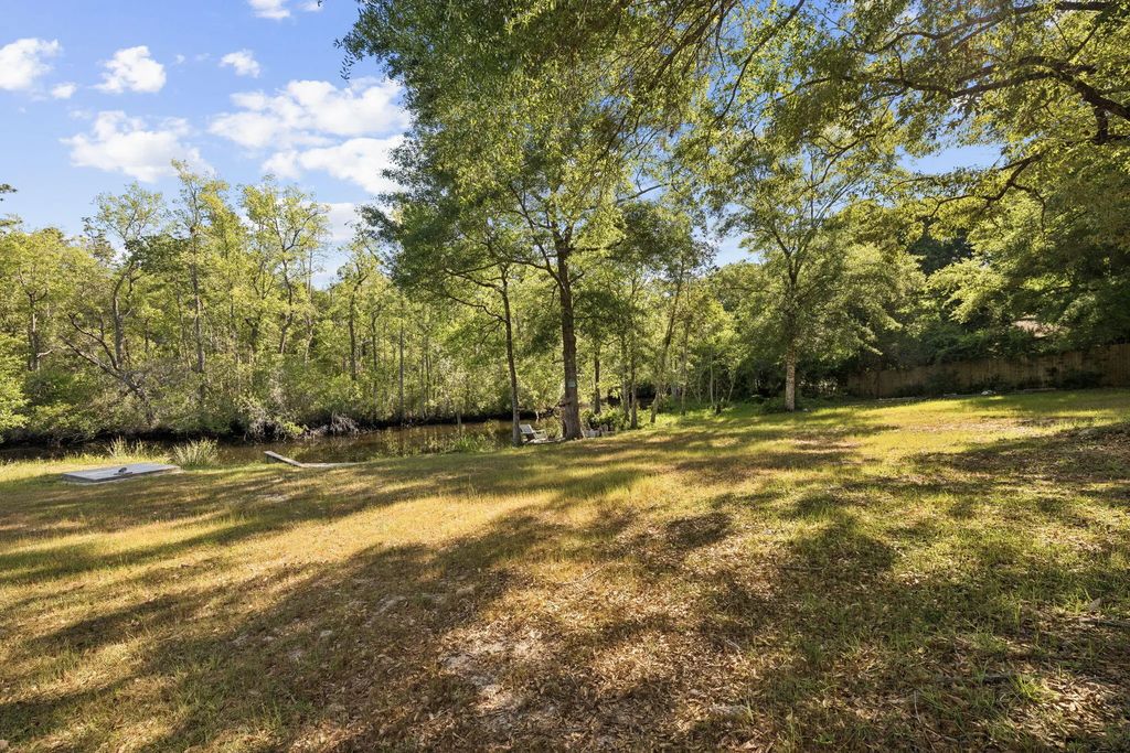 29 of 32 - 748 Phillips Drive, Freeport, FL