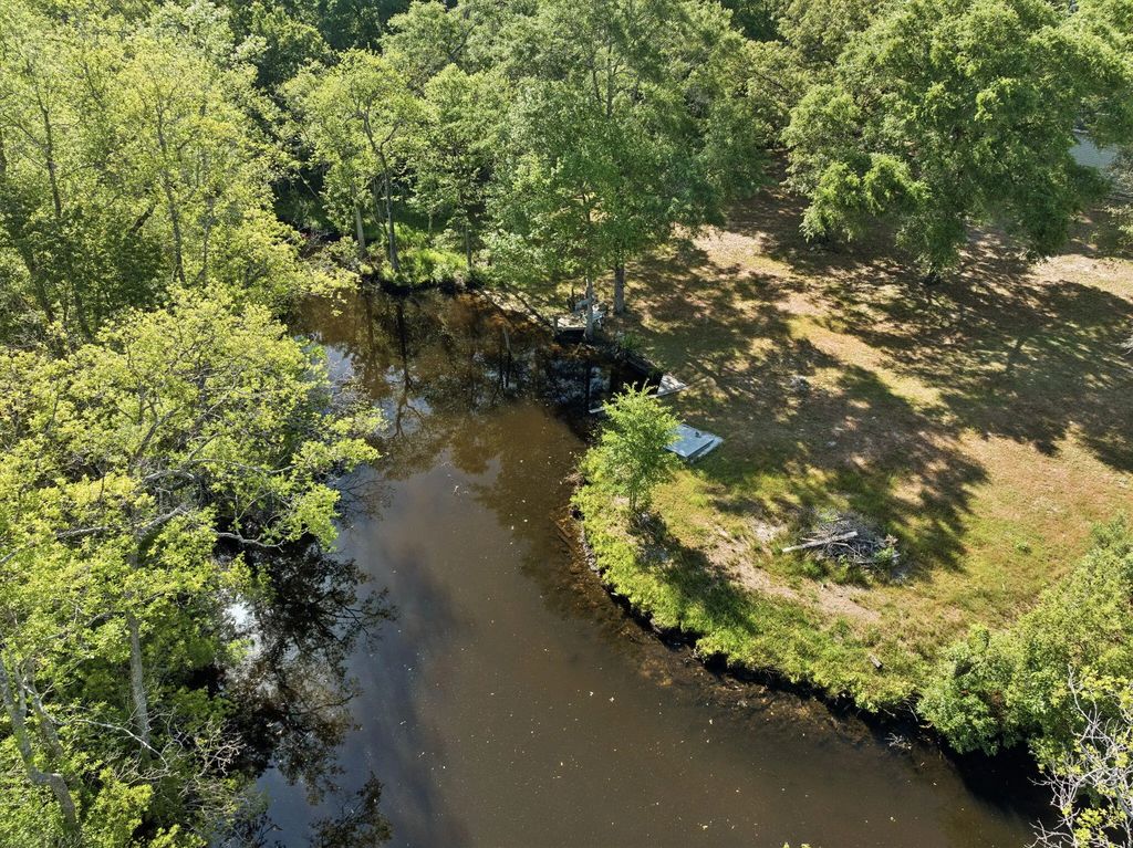 31 of 32 - 748 Phillips Drive, Freeport, FL