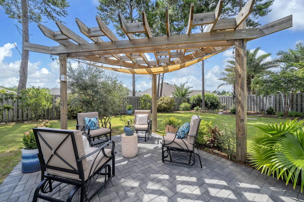 283 Sweet Tea Lane, Freeport